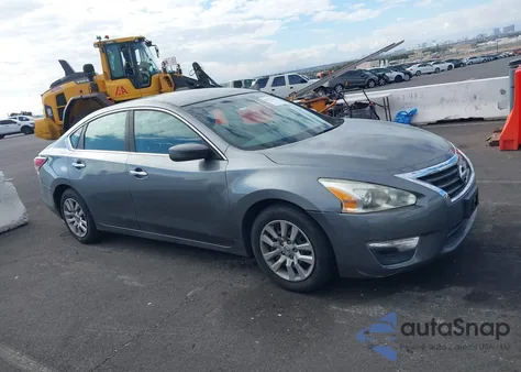 2015 Nissan Altima 2.5 S from USA, damaged, VIN 1N4AL3AP2FC435351